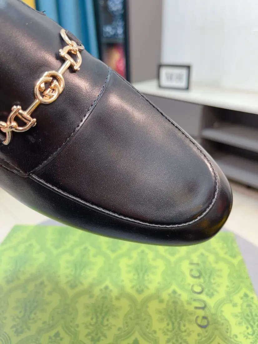 Men's shoes 💰500🌹🌹【GUCCI】The most popular classic Gucci leather shoes. Synchronized with the official website, the upper is made of Italian first-layer cowhide ➕cowhide lining, with unique brand and unique craftsmanship. Highlighting the hot style of the new year. Stop hesitating, stop wandering, get it now. Number: 38--44